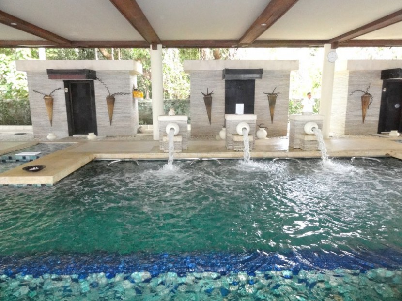 Blog voyage Mélo l'imparfaite piscine thalasso grand mirage bali