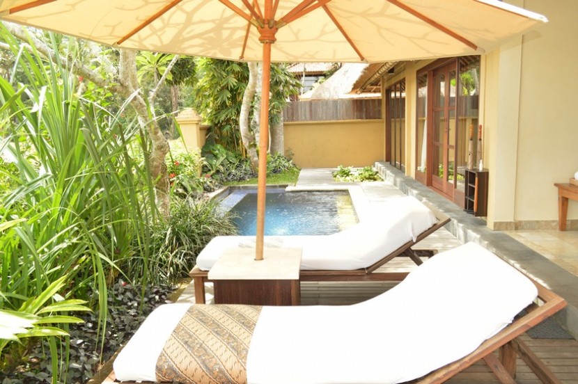 Blog mode melolimparfaite hotel komaneka monkey forest ubud poolvilla