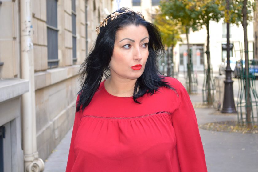 blog-mode-melolimparfaite-couronne-monoprix-portrait-blouse-rouge-irl